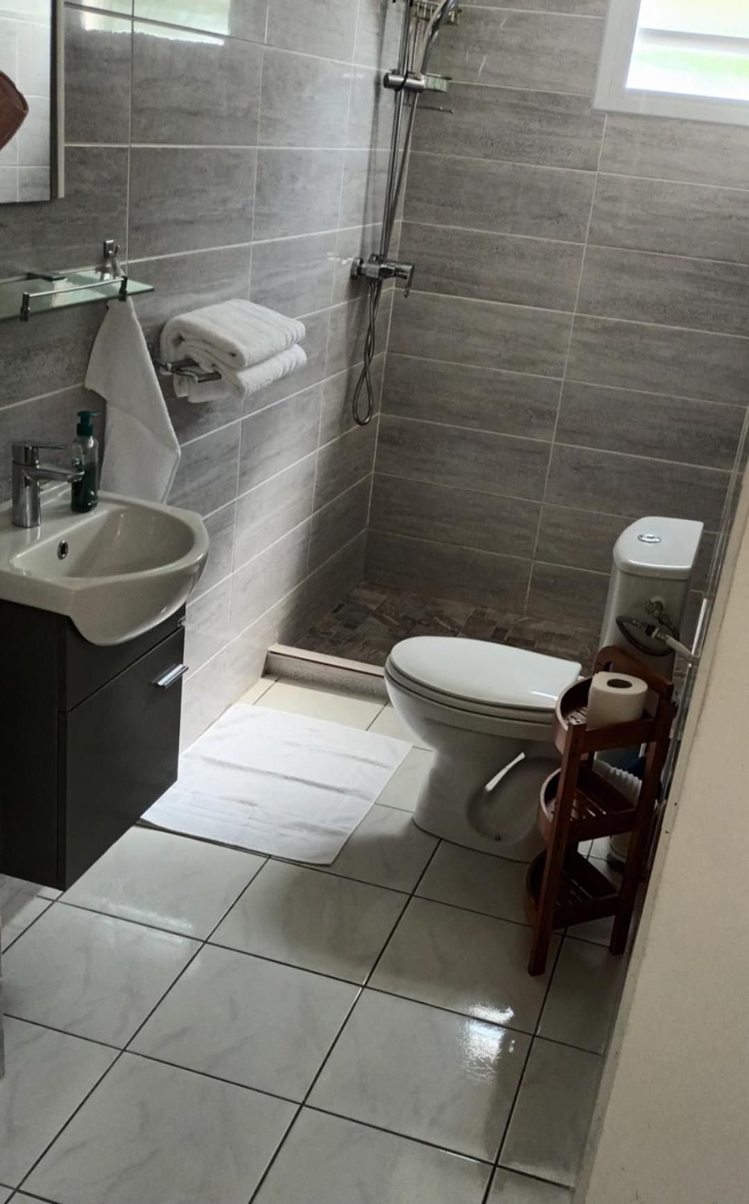 Chambre Climatisee Bouillante Extérieur photo
